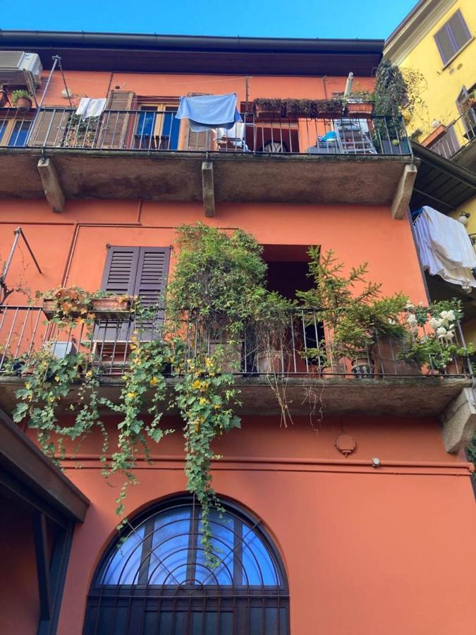 Monolocale Milano Centro Apartment Bagian luar foto