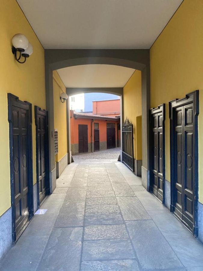 Monolocale Milano Centro Apartment Bagian luar foto