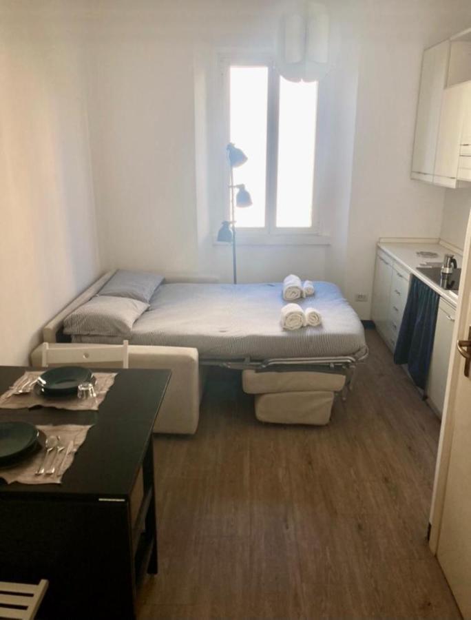 Monolocale Milano Centro Apartment Bagian luar foto